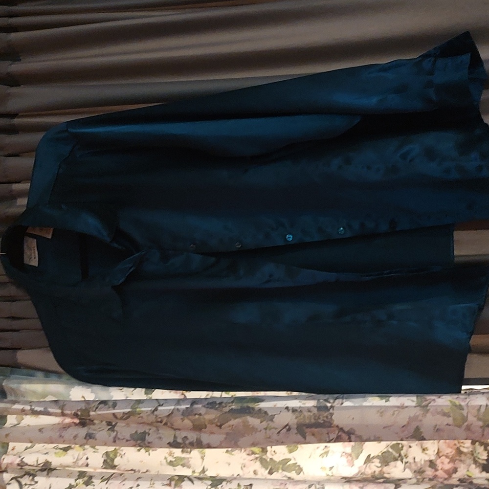 dress shirt